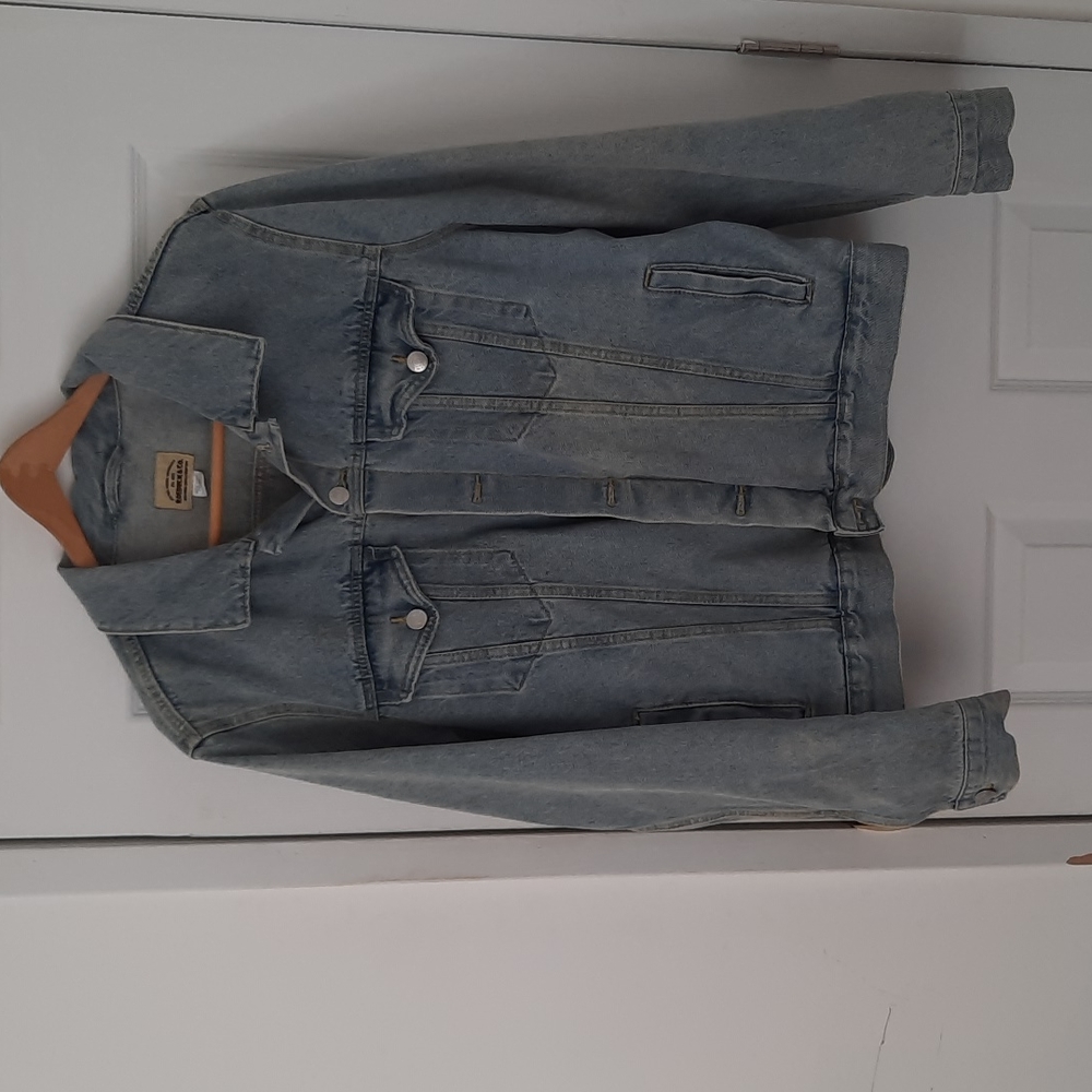 Sears and Roebuck denim jacket size XL, faded blue, no distressing.